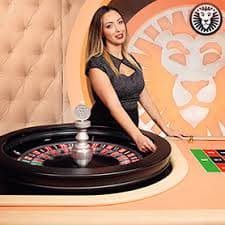 Tampilan antarmuka utama platform platinumtoto yang menunjukkan menu sportsbook, kasino langsung, dan slot